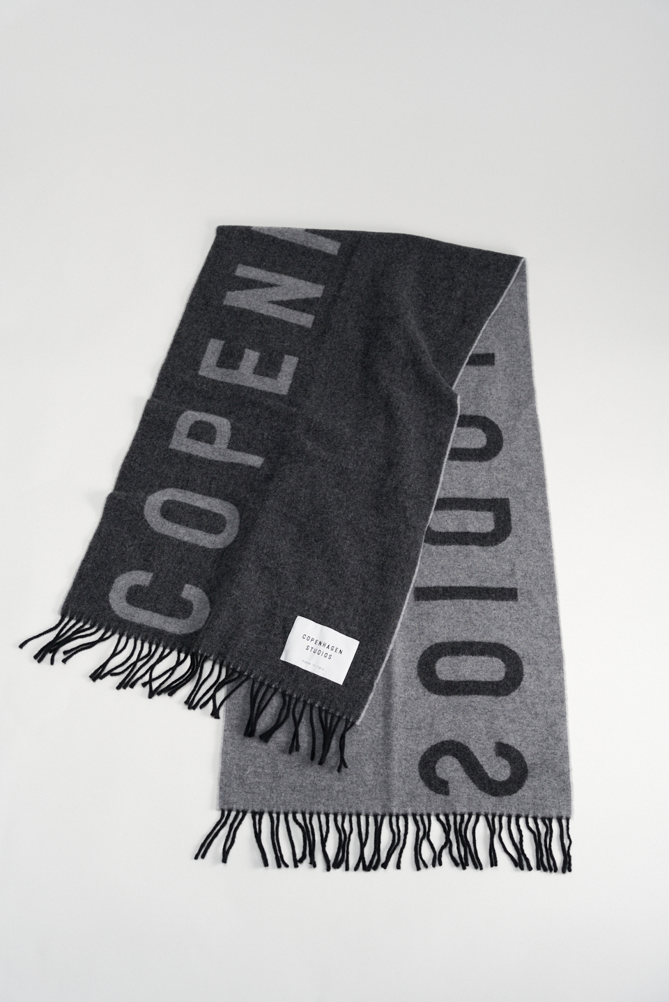 CPH SHAWL 1 wool mix black