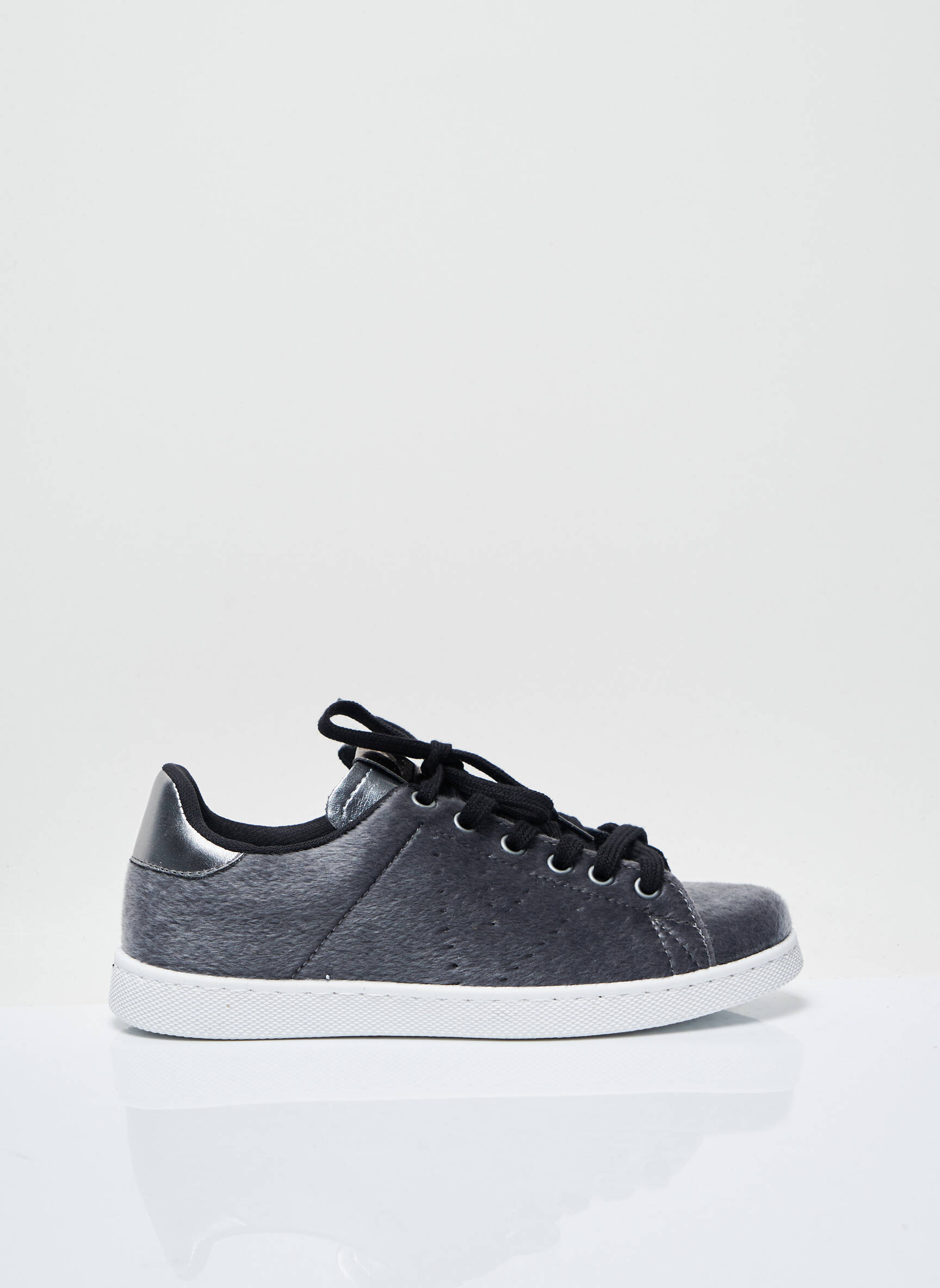 Victoria Baskets Femme couleur gris