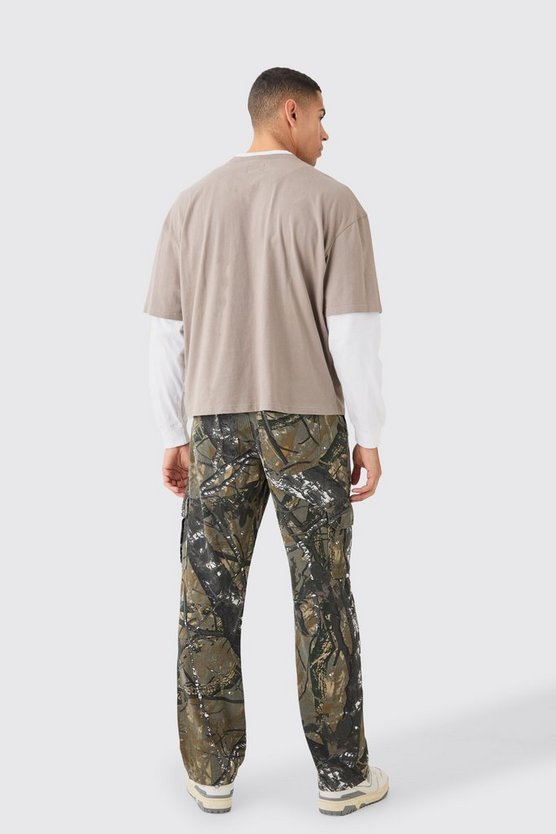 Kastiges Oversize T-Shirt mit Stickerei