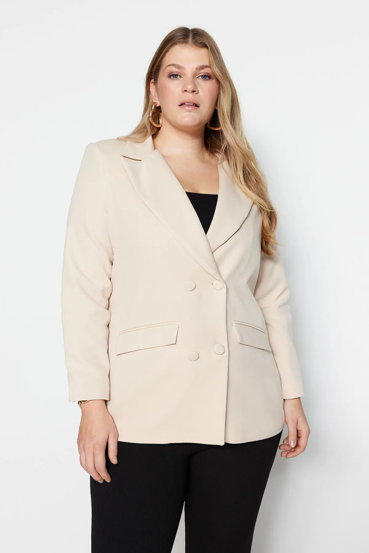 Trendyol Curve  Jacke mit Steintaschendetail TBBSS22CE0180