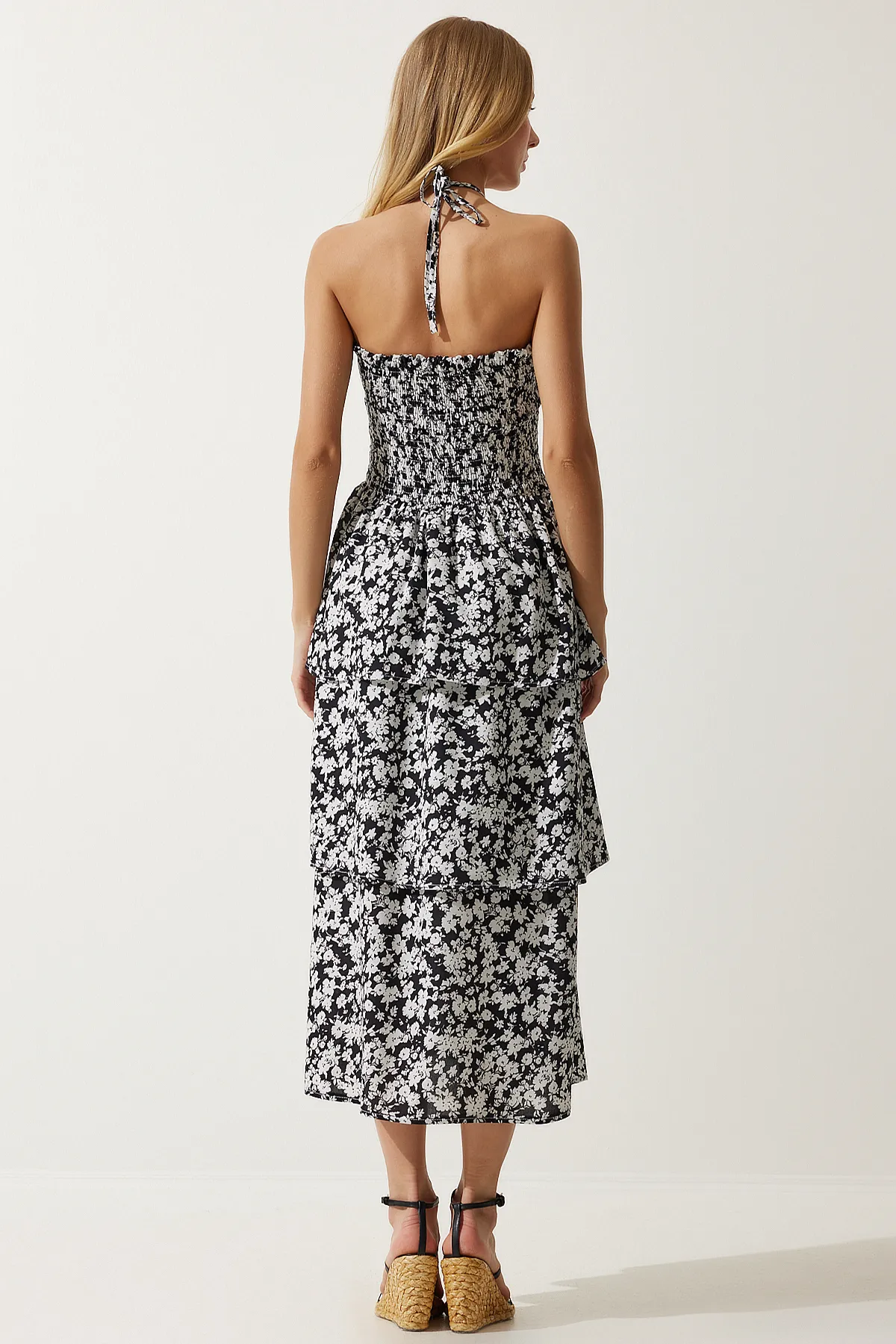 Happiness İstanbul  Damen-Sommerkleid aus Viskose mit Blumenmuster in Schwarz UB00226