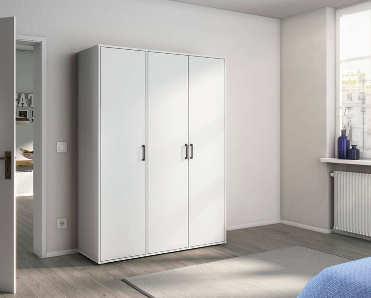 Rauch Möbel Voyager Drehtürenschrank, Schrank, Alpinweiß, 3-türig