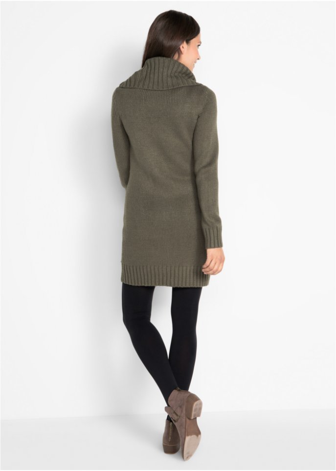 Strickkleid mit Rollkragen und aufgesetzten Taschen