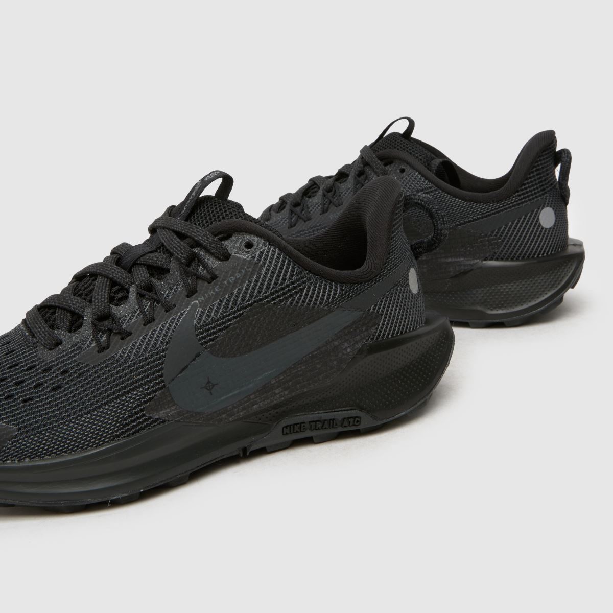 Nike Pegasus Trail 5 gyerek fekete edzőcipő