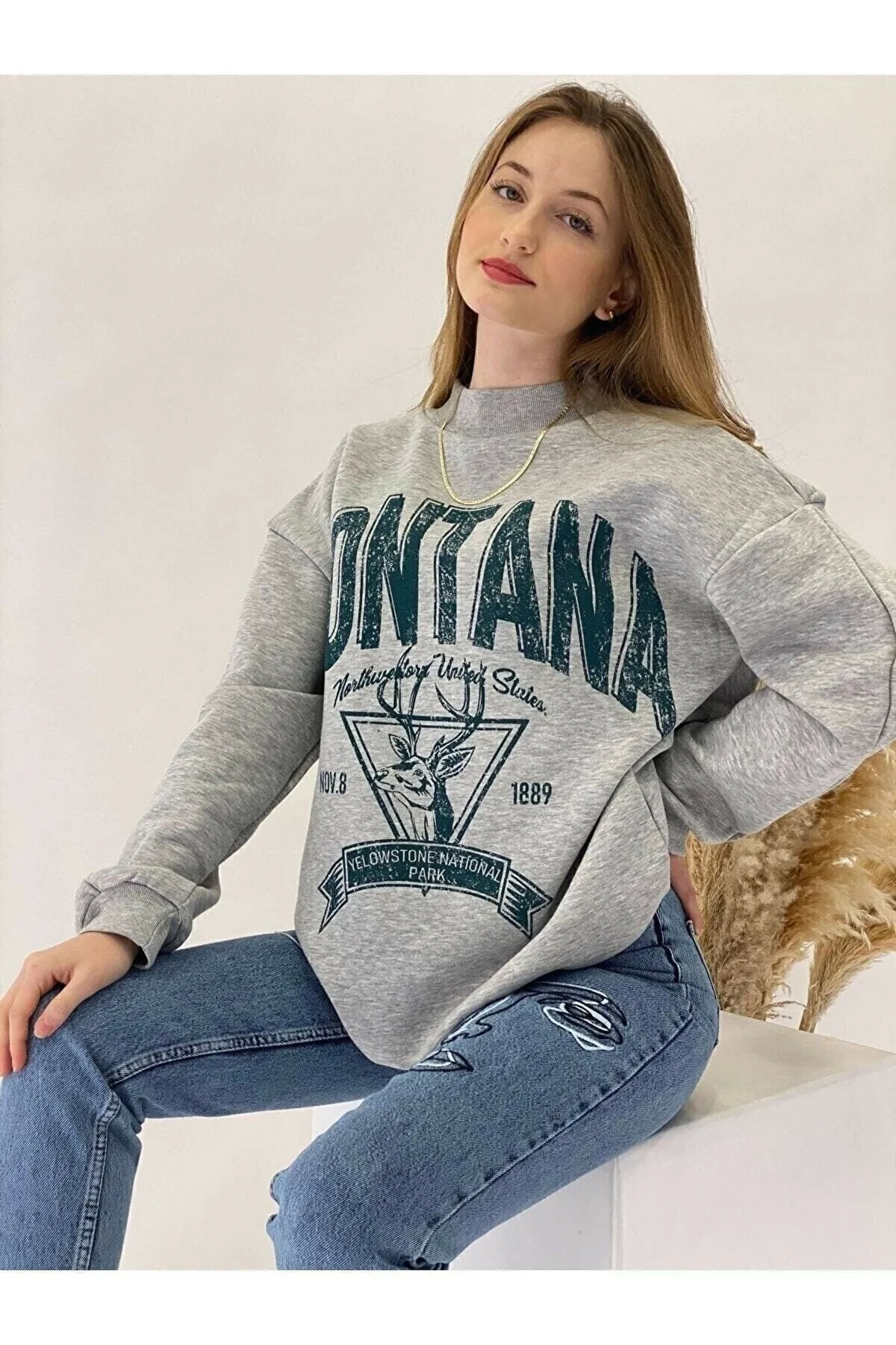 MOONBULL  Damen Oversized College Sweatshirt mit Montana-Print