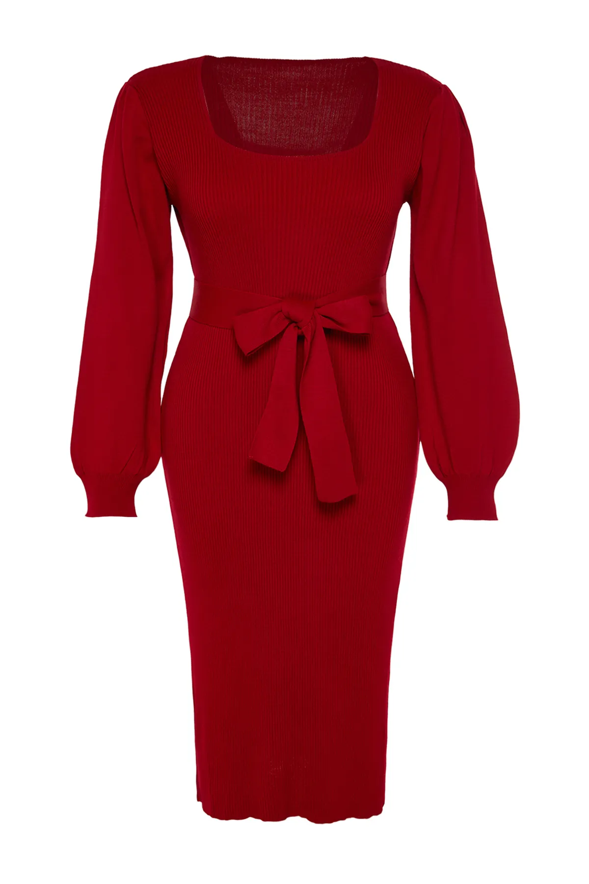 Trendyol Curve  Rotes, figurbetontes Midi-Strickkleid in Übergröße TBBAW23AH00032