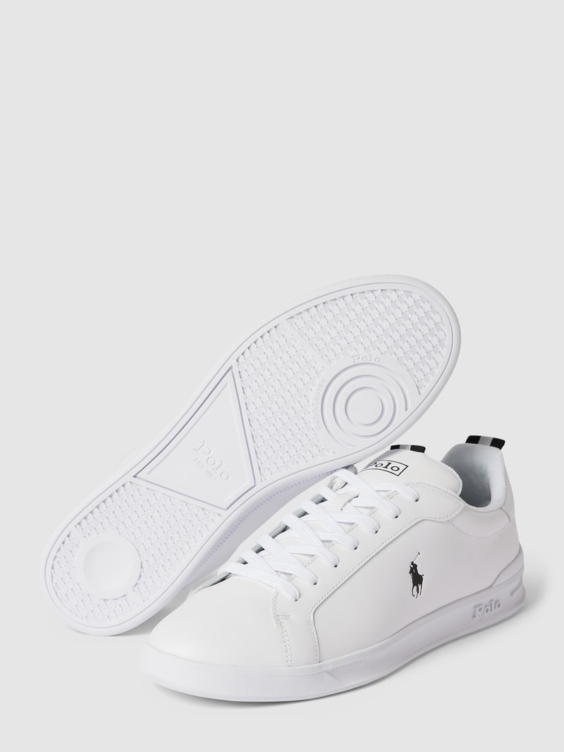 Sneaker mit Label-Details in weiß