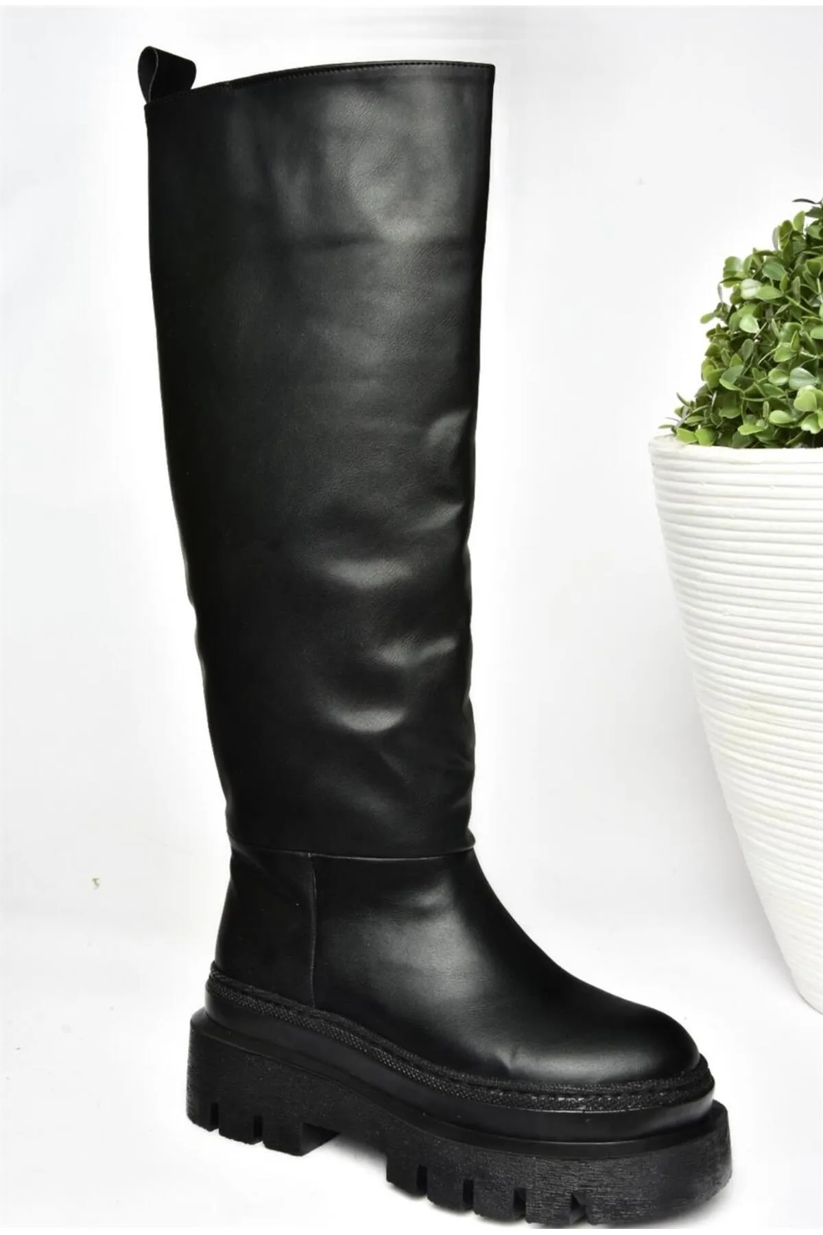 Fox Shoes  R726947009 Schwarze Damenstiefel mit dicken Sohlen