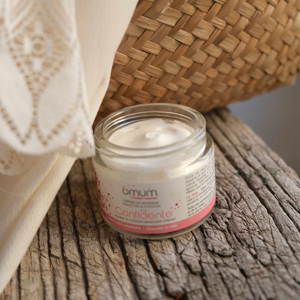 Omum La Confidente Crème de massage pour le corps fouettée& cocoon