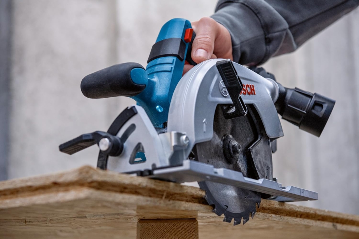 Bosch Blue 06016C1100 GKS18V-57-2 L Kreissäge 18 Volt (ohne Akku und Ladegerät)
