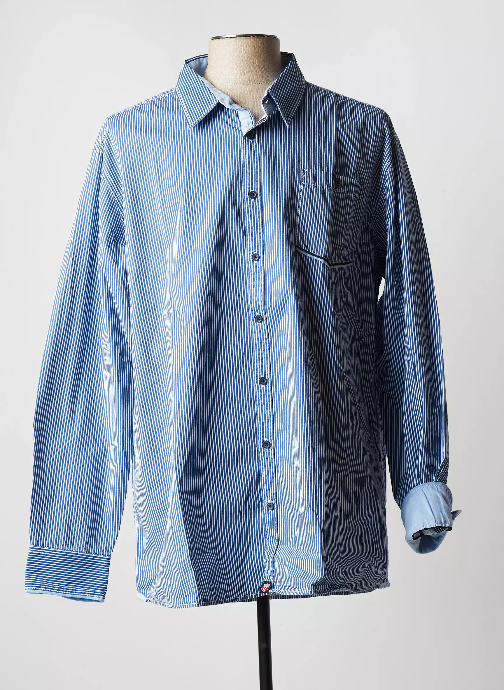 D555 Manches Longues Homme couleur bleu