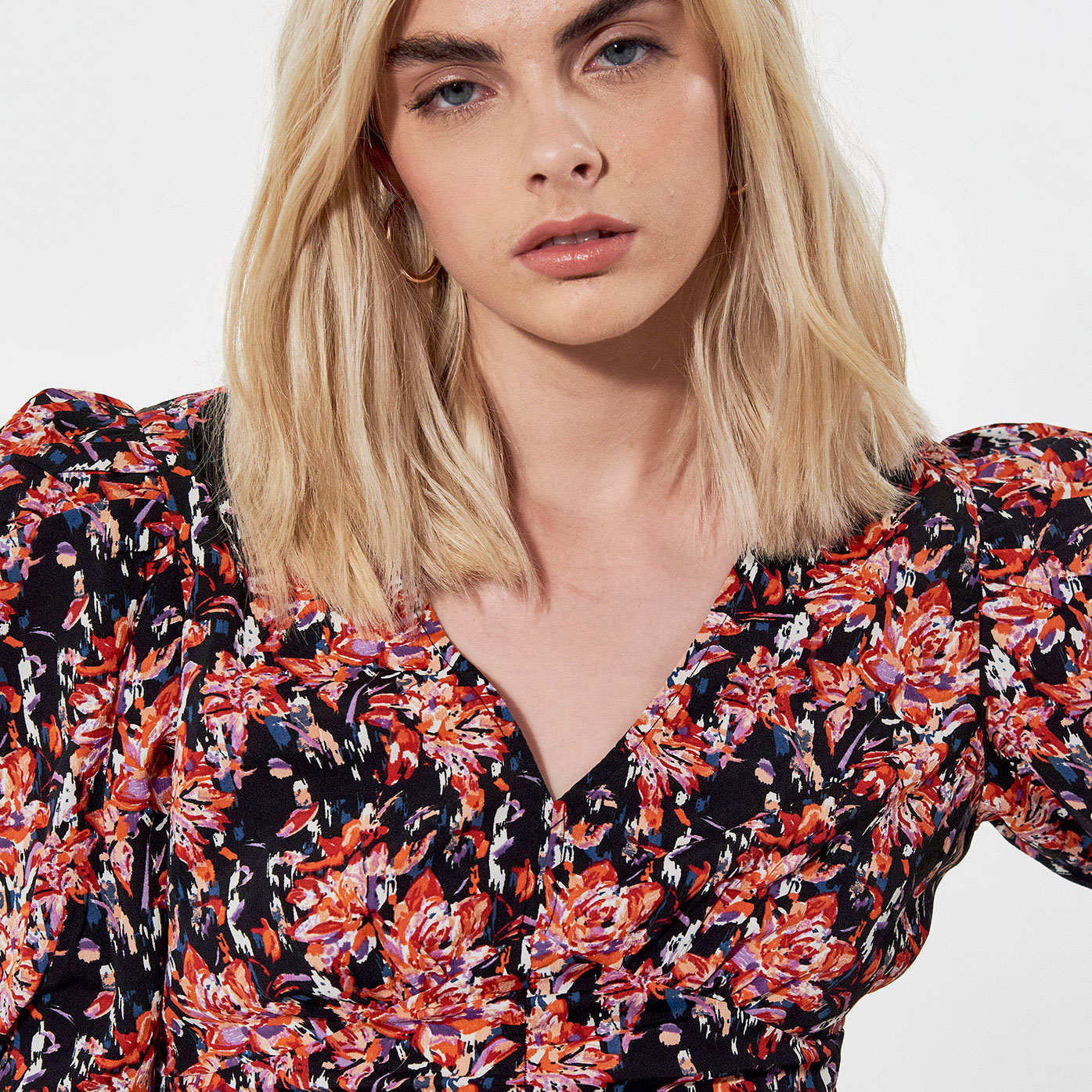 VISTA  Robe cintrée Femme fleurie
