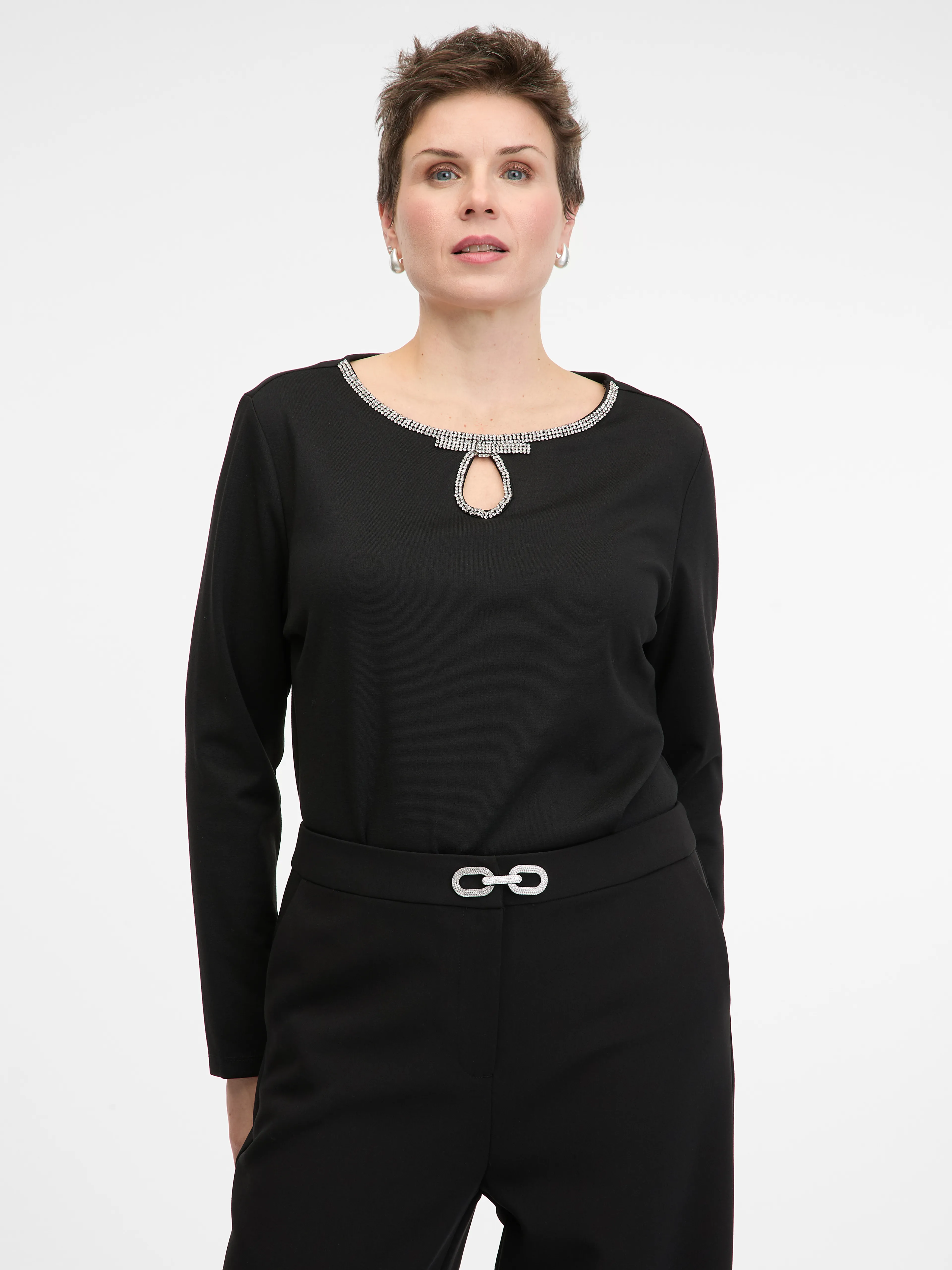 Schwarze Damenbluse mit langen Ärmeln ORSAY