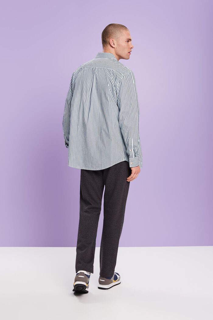 Schmal geschnittene Strickhose