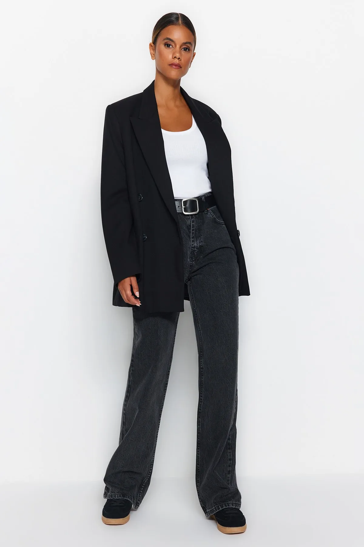 Trendyol Collection  Anthrazitfarbene Jeans mit hoher Taille und weitem Bein TWOAW24JE00089