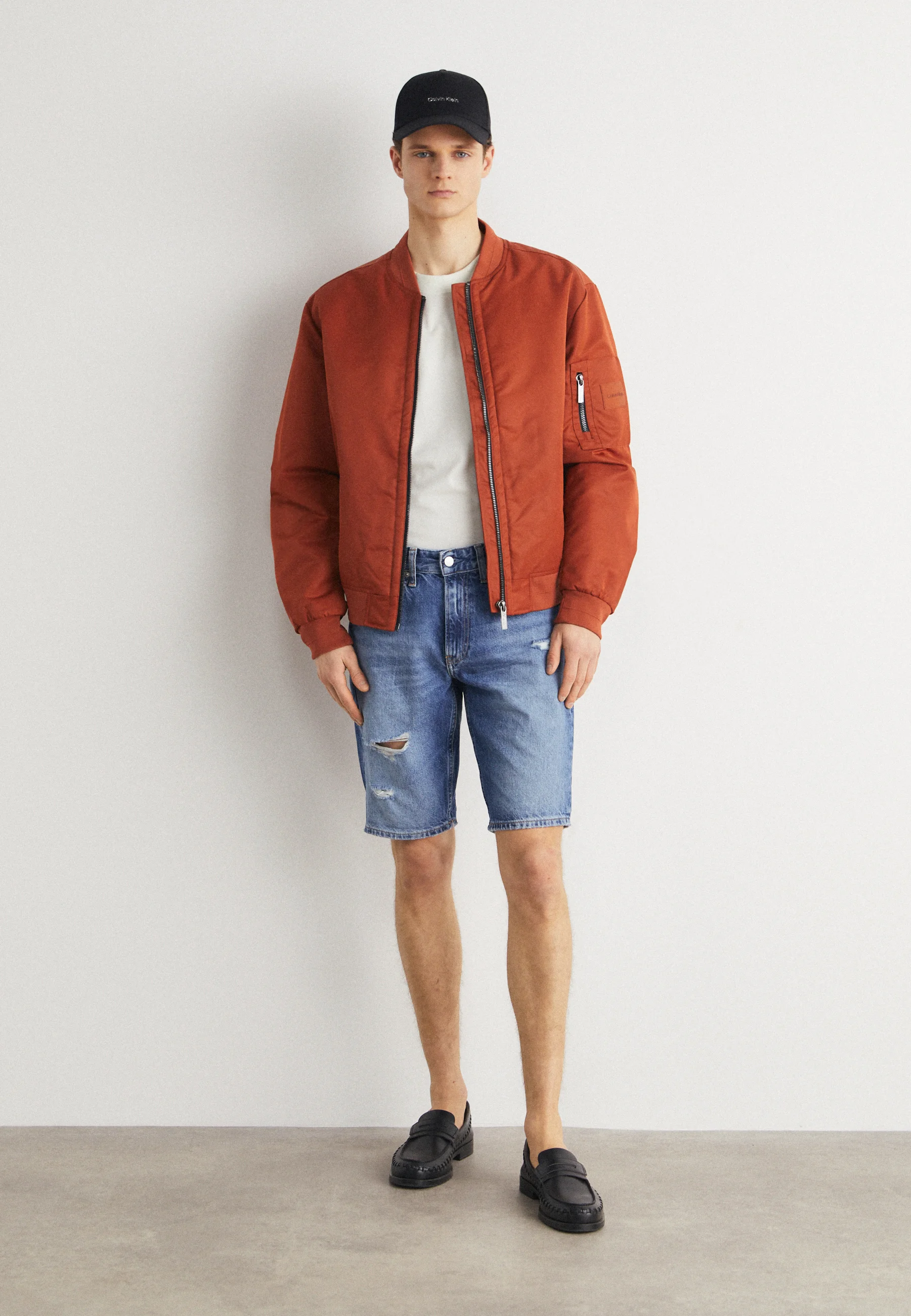 Calvin Klein Jeans REGULAR - Pantalones cortos vaqueros