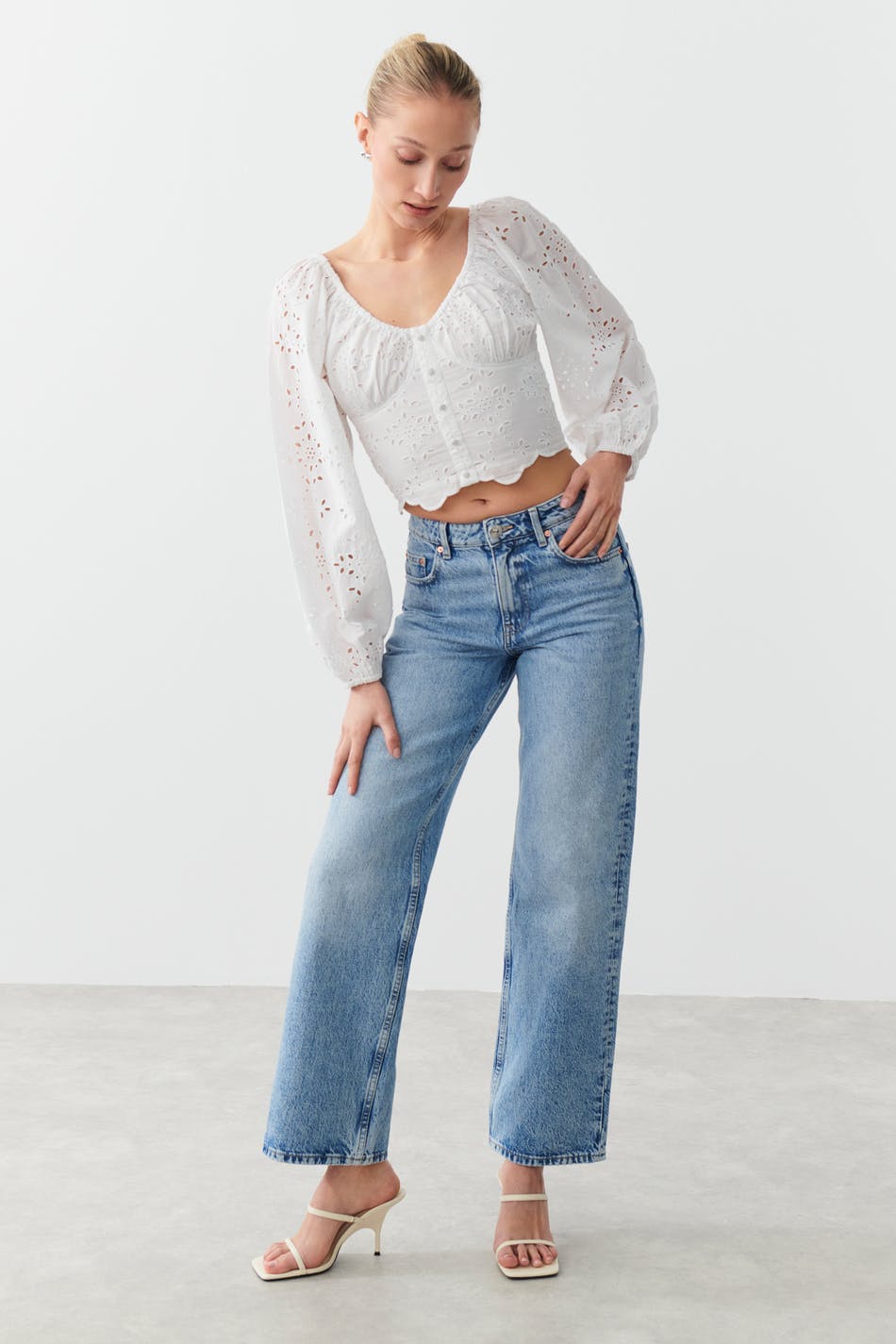 Broderie anglaise blouse