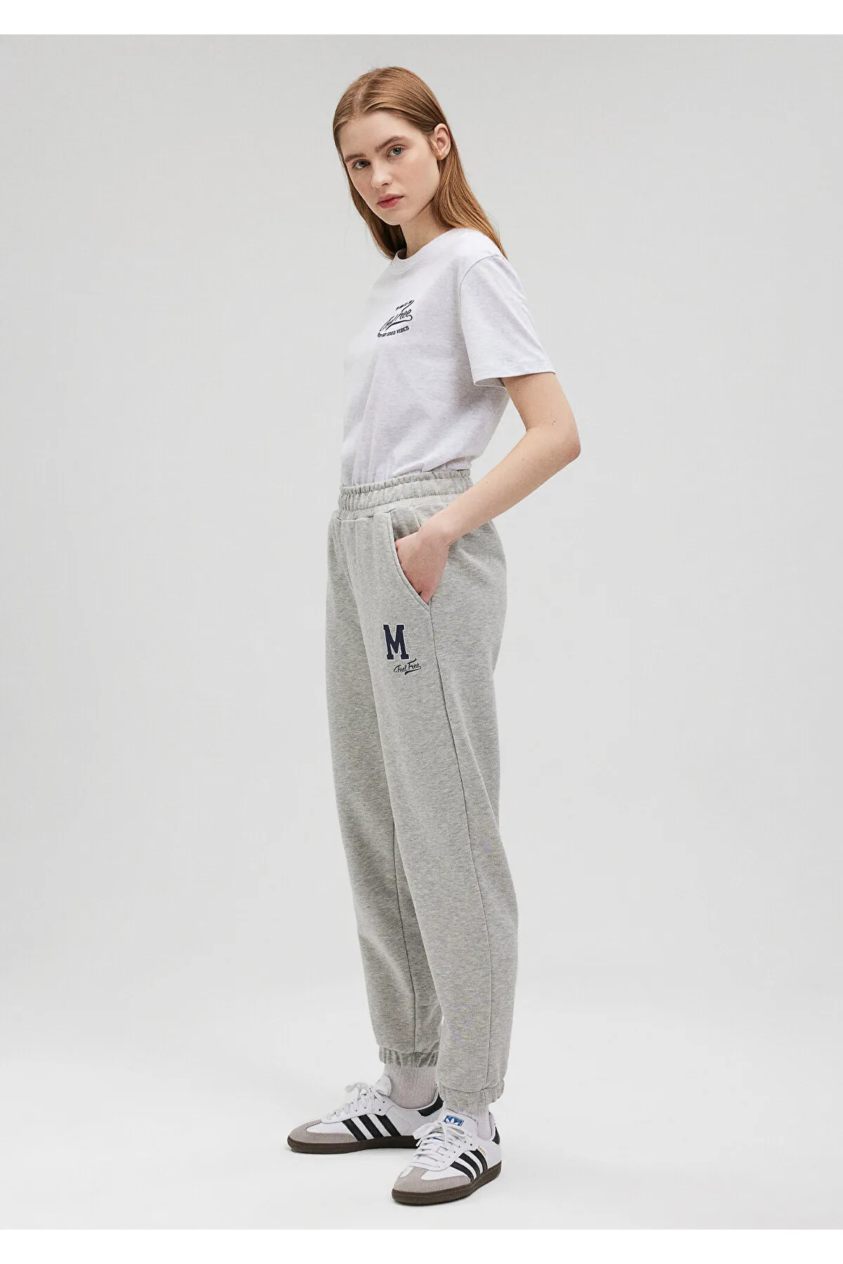 Mavi  Graue Jogginghose mit Logo-Print1010759-82816