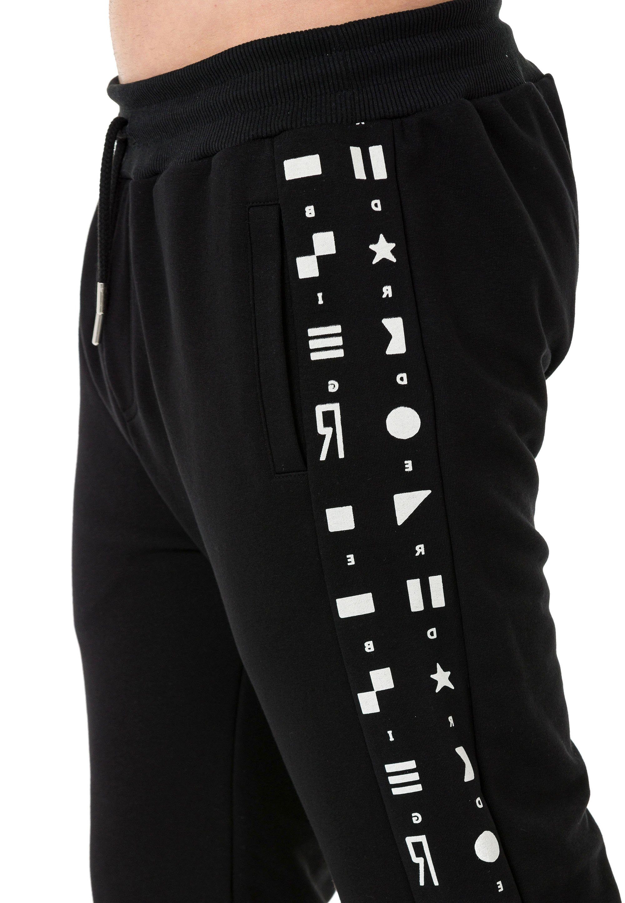 RedBridge Jogginganzug Geometric Shapes (Spar-Set, 2-tlg), Premium Quality