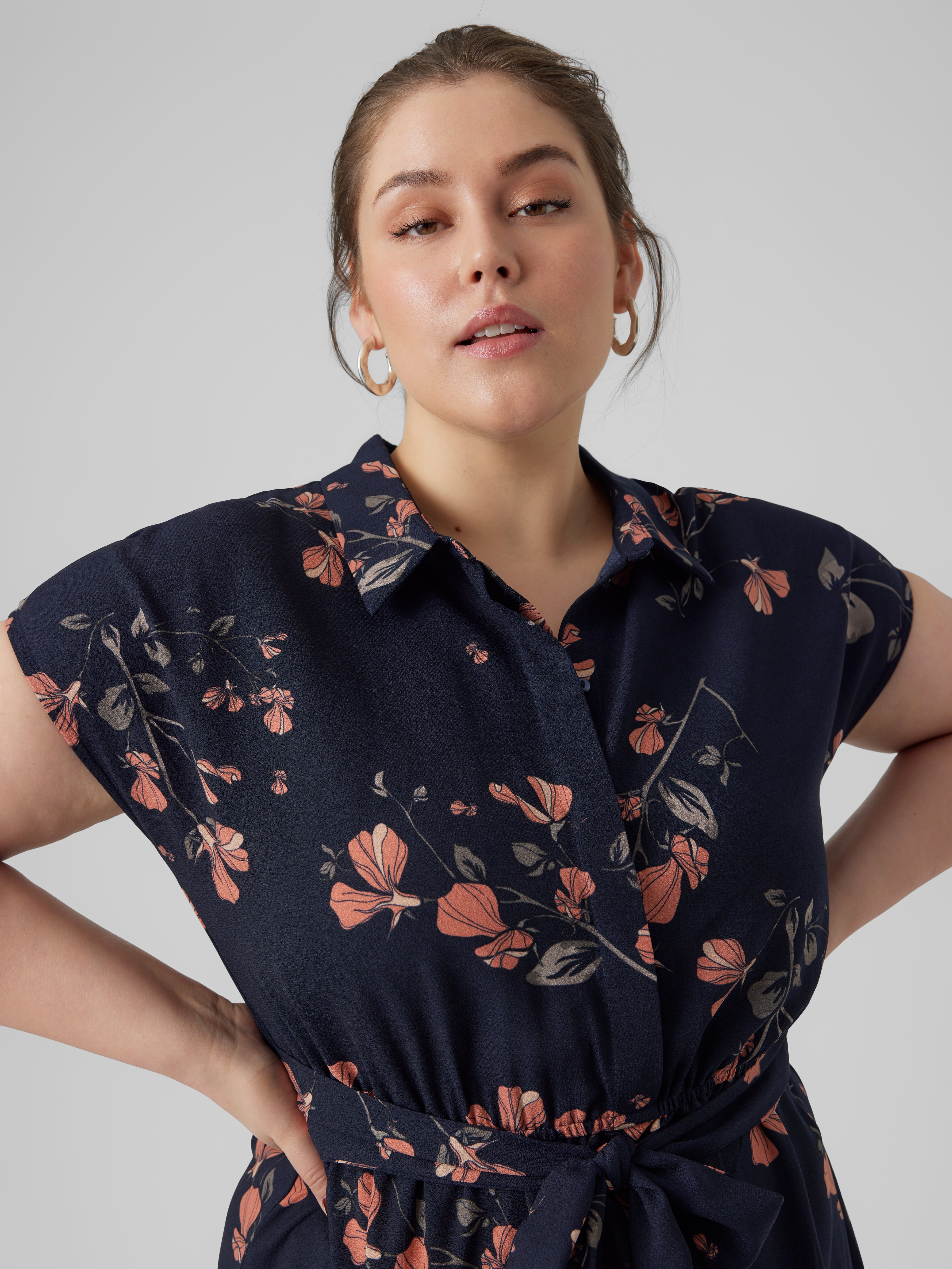 VMNEWHALLIE Kurzes Kleid