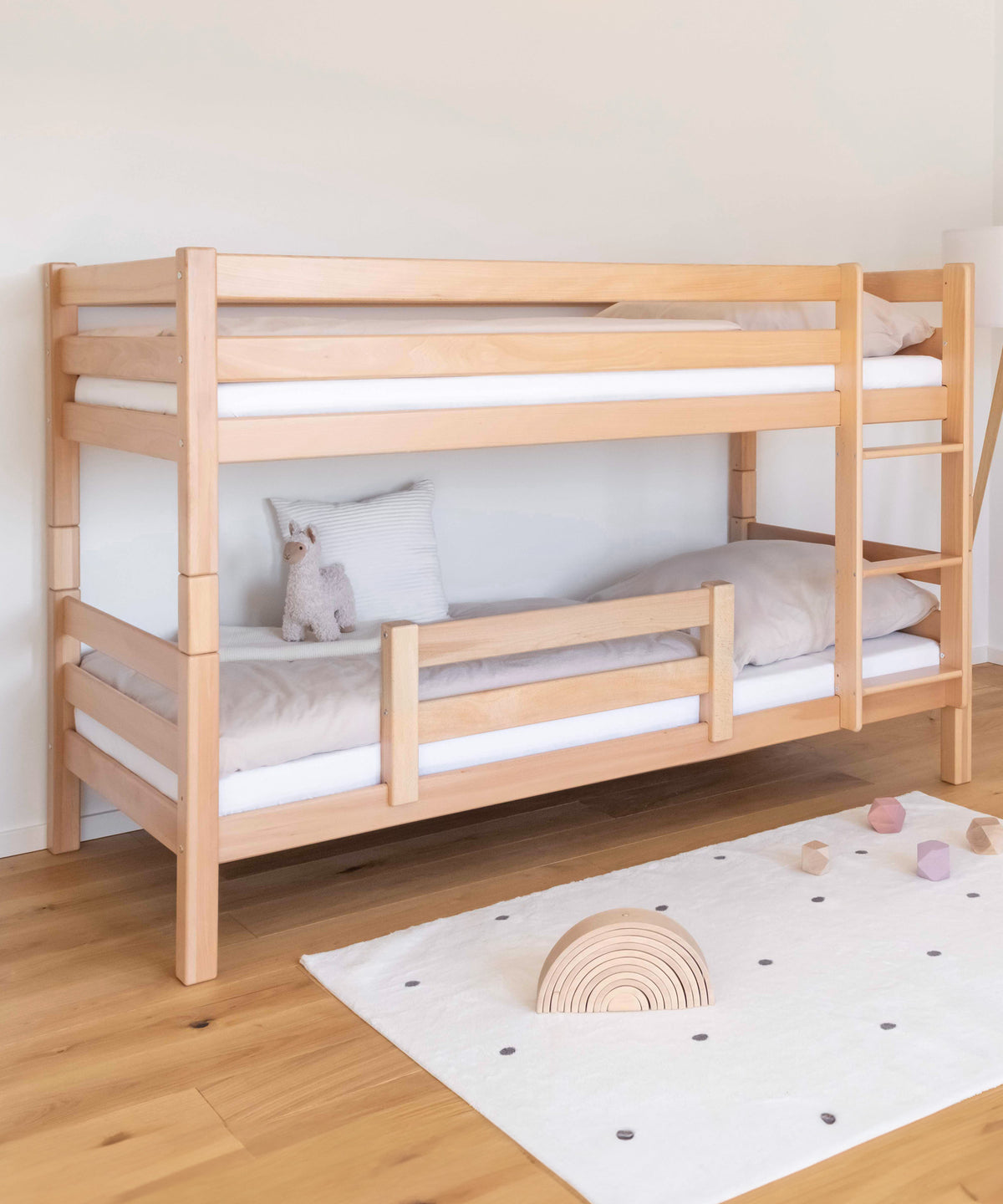 Etagenbett Buche Mittelhoch Transparent lackiert