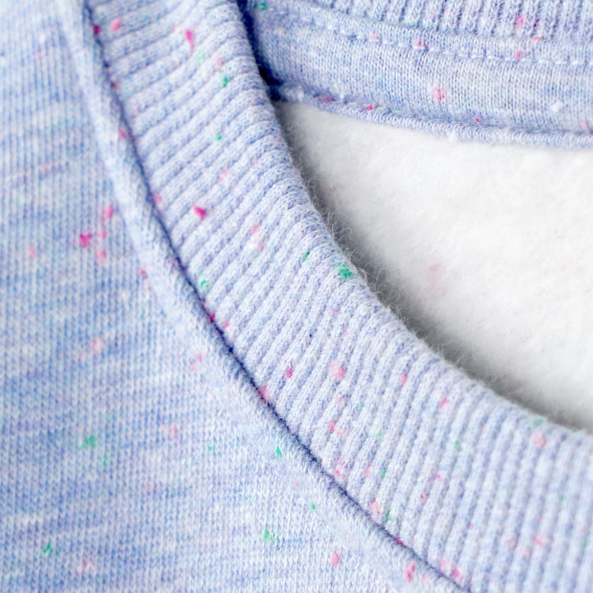Mädchen Sweatkleid mit kleiner Stickerei