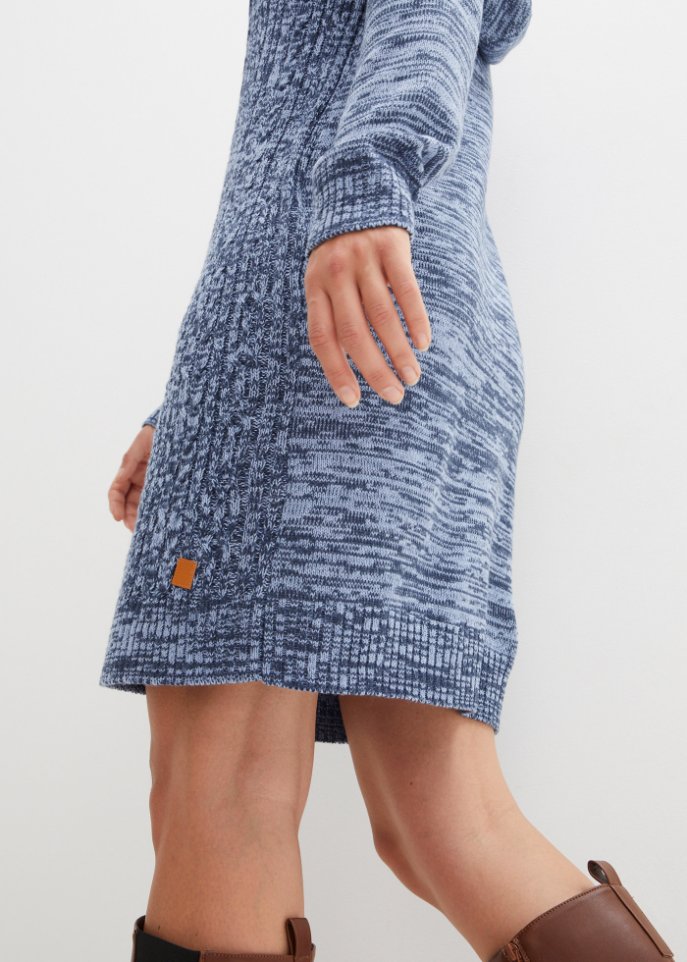 Kapuzen-Strickkleid mit Zopfmuster