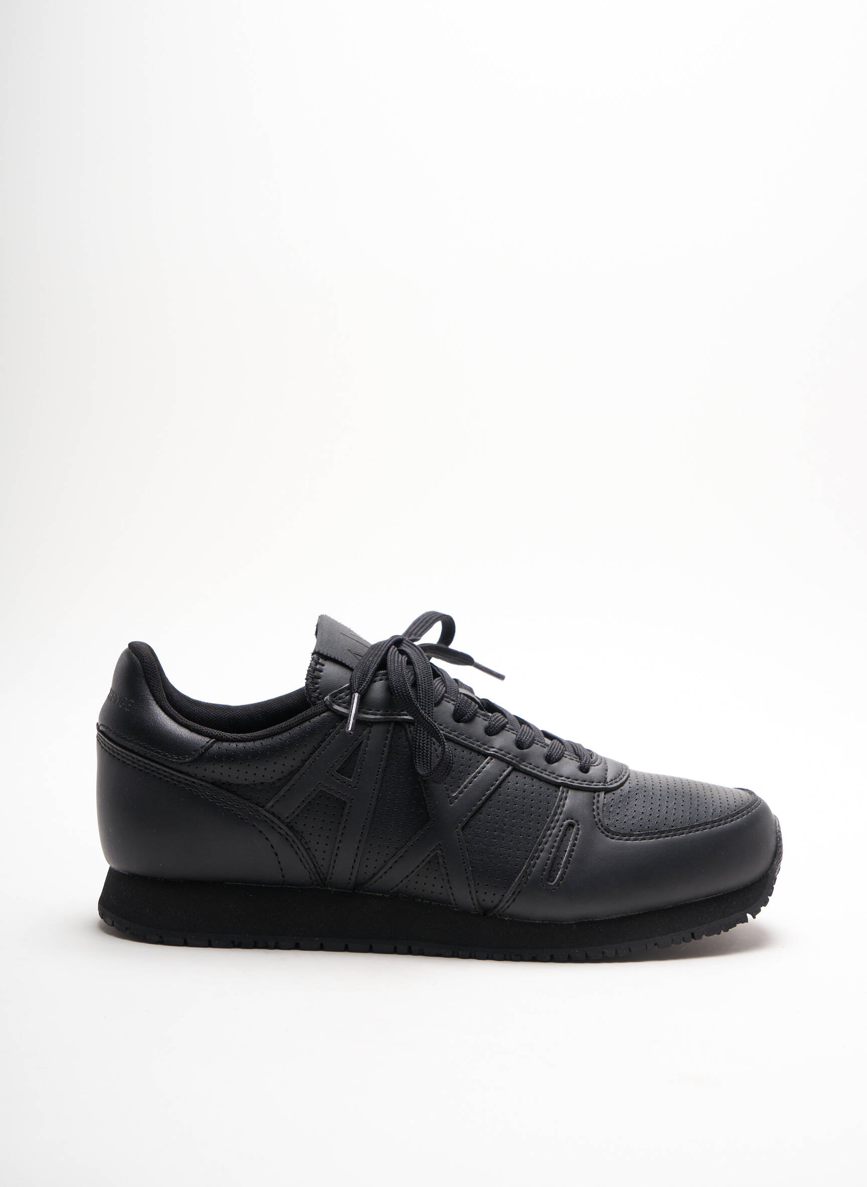 Armani Exchange Baskets Femme couleur noir