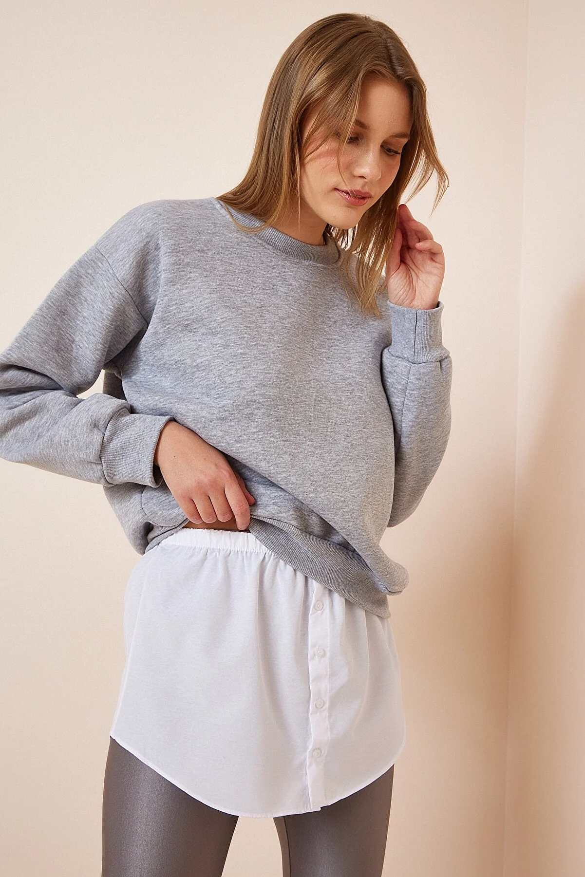 Happiness İstanbul  Weißer Pullover und Sweatshirt für Damen, Rock, Popeline, Hemd DD01150