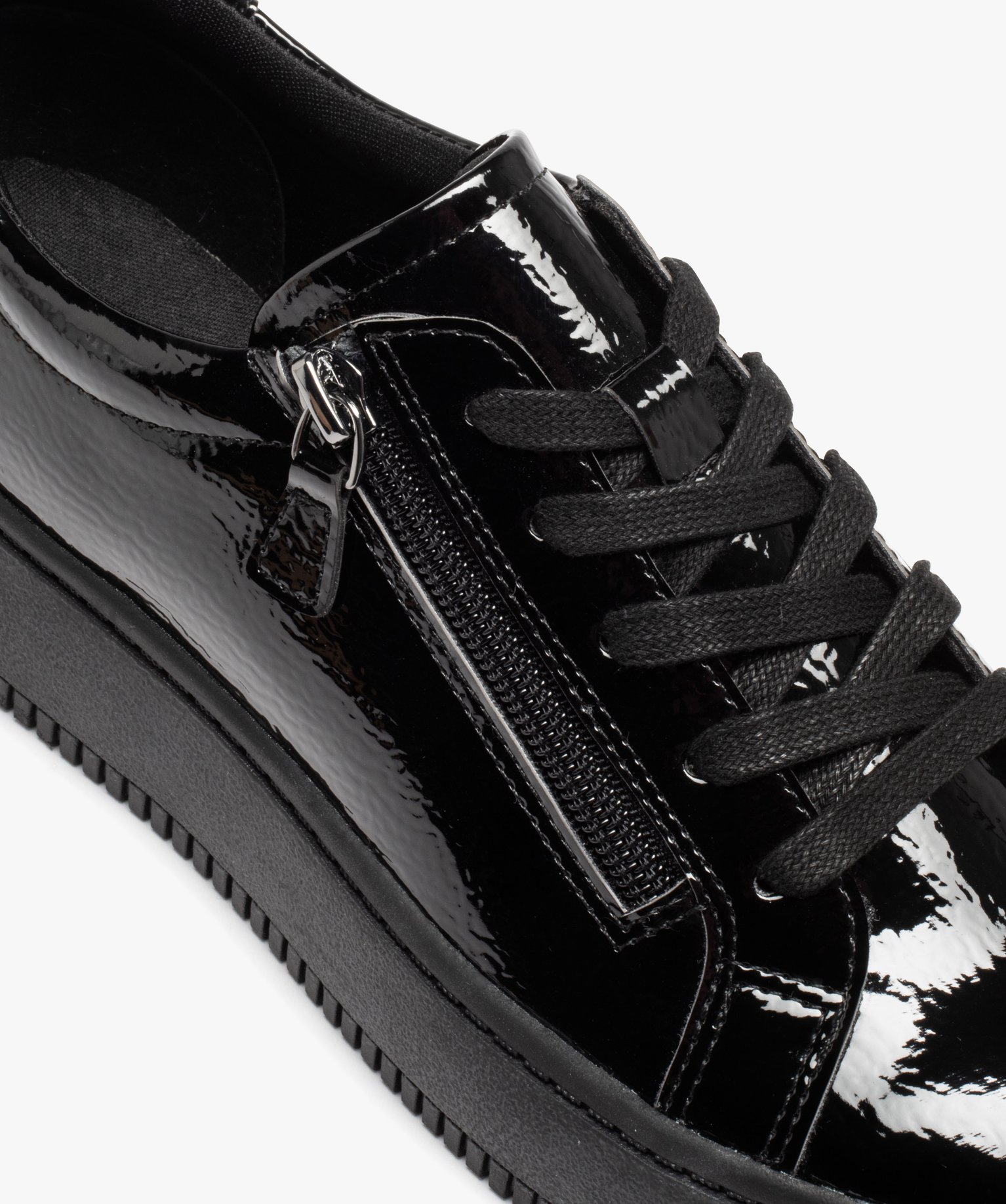 Baskets femme vernies à zip et à lacets noir | GEMO