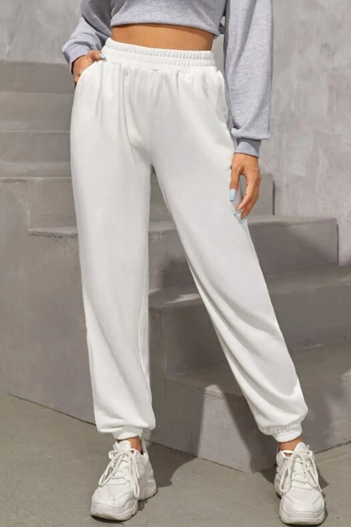 MODAGEN  Weiße, einfarbige, elastische Oversize-Jogginghose für Damen