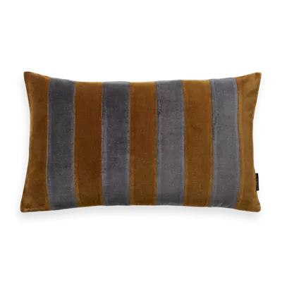 Housse de coussin de la collection Vellore de House of Rituals