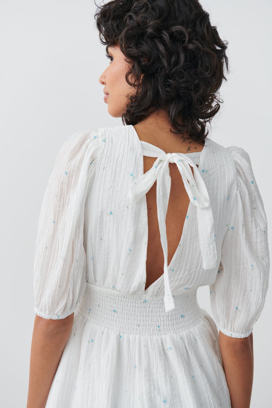 Puff sleeve mini dress