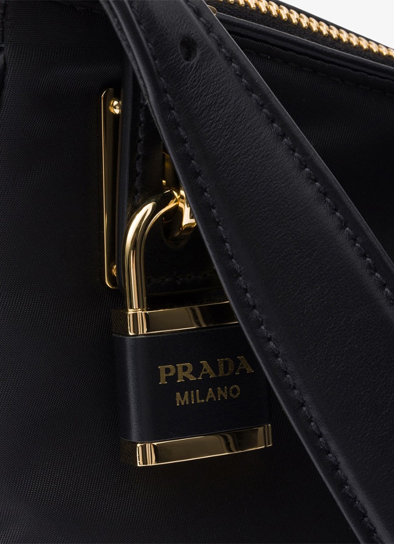 Duża torba na ramię Prada Re-Nylon Aimée ze skórzanymi detalami