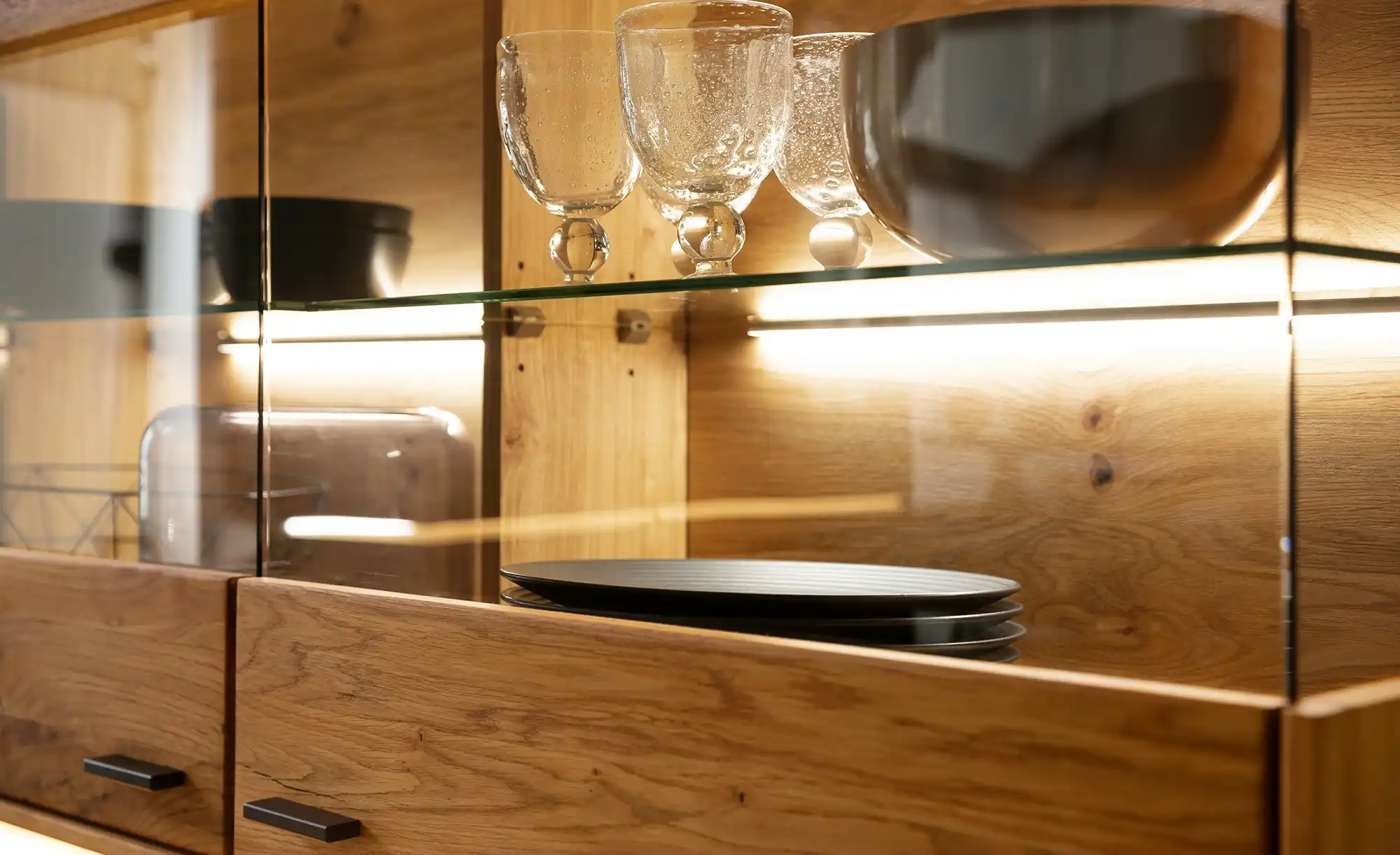 Woodford Highboard Moris