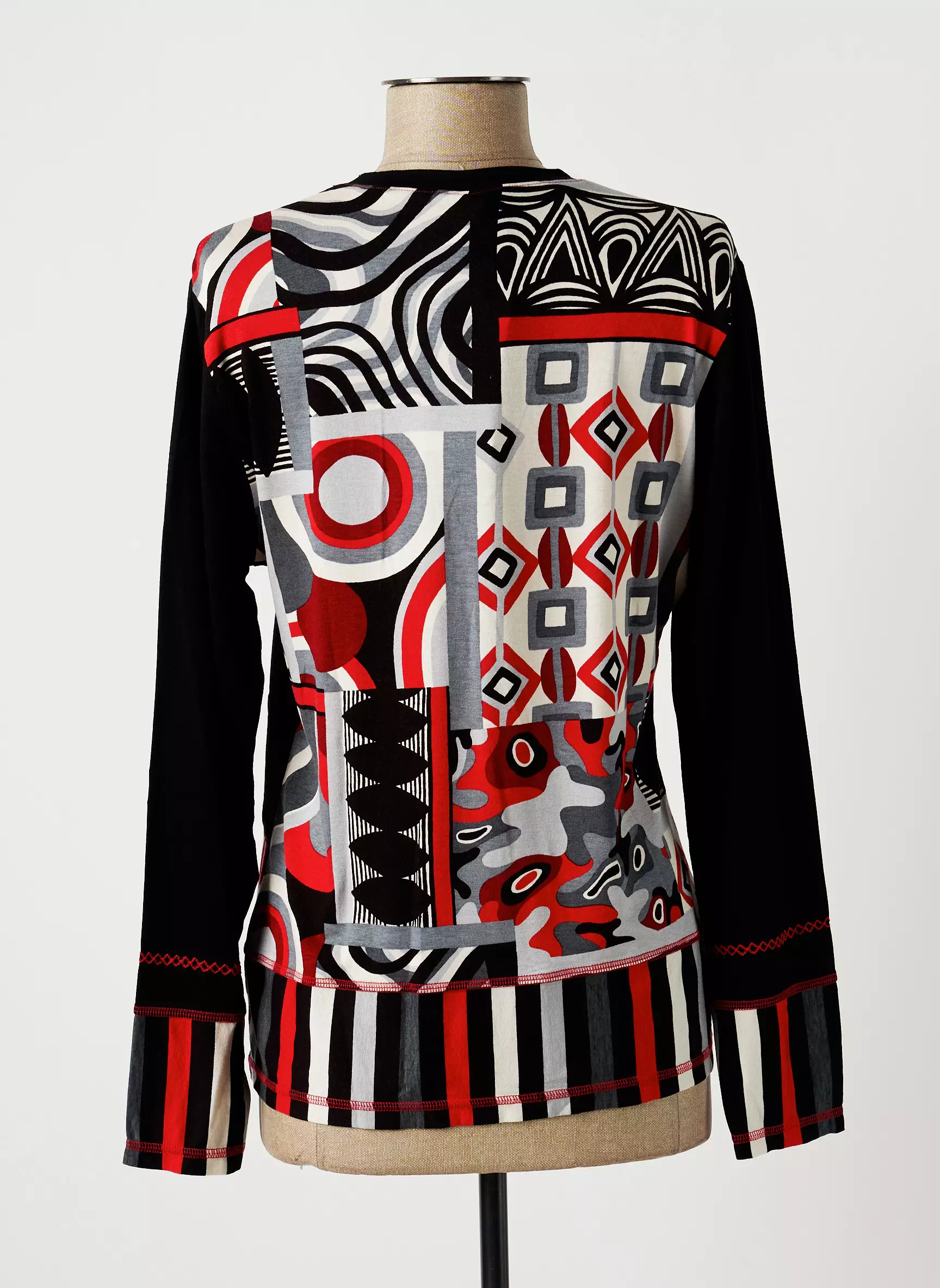 Guy Dubouis Tshirts Femme couleur noir