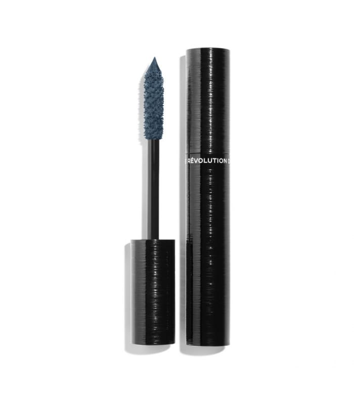 LE VOLUME RÉVOLUTION DE CHANEL-Mascara volume extrême. Brosse imprimée en 3d