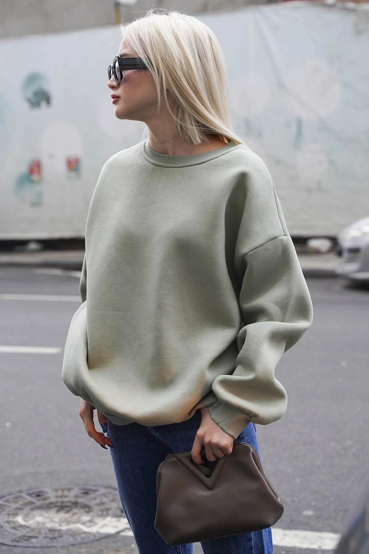 Madmext  Mintgrünes Basic-Sweatshirt mit Rundhalsausschnitt Mg1559
