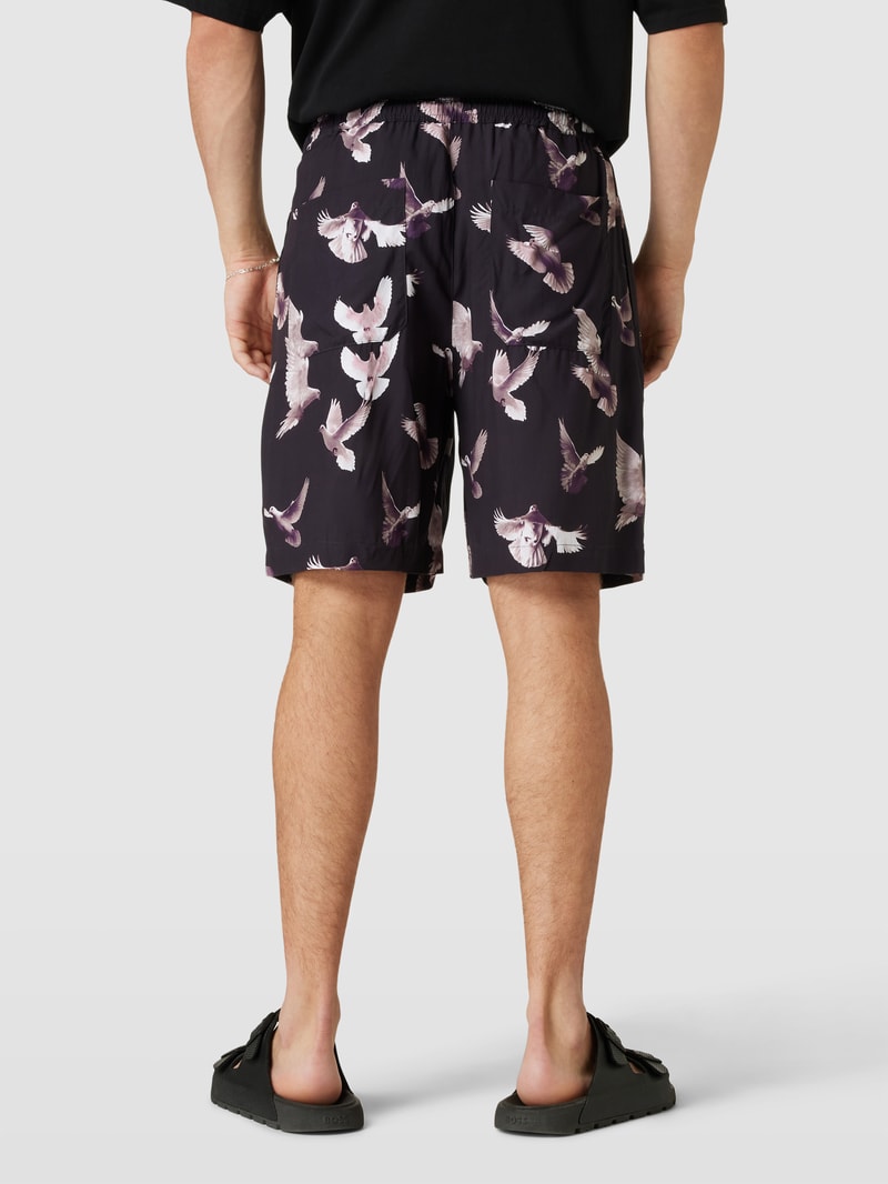Shorts aus Viskose mit Allover-Muster in schwarz