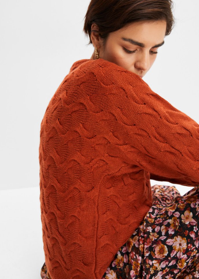 Pullover mit Zopfmuster