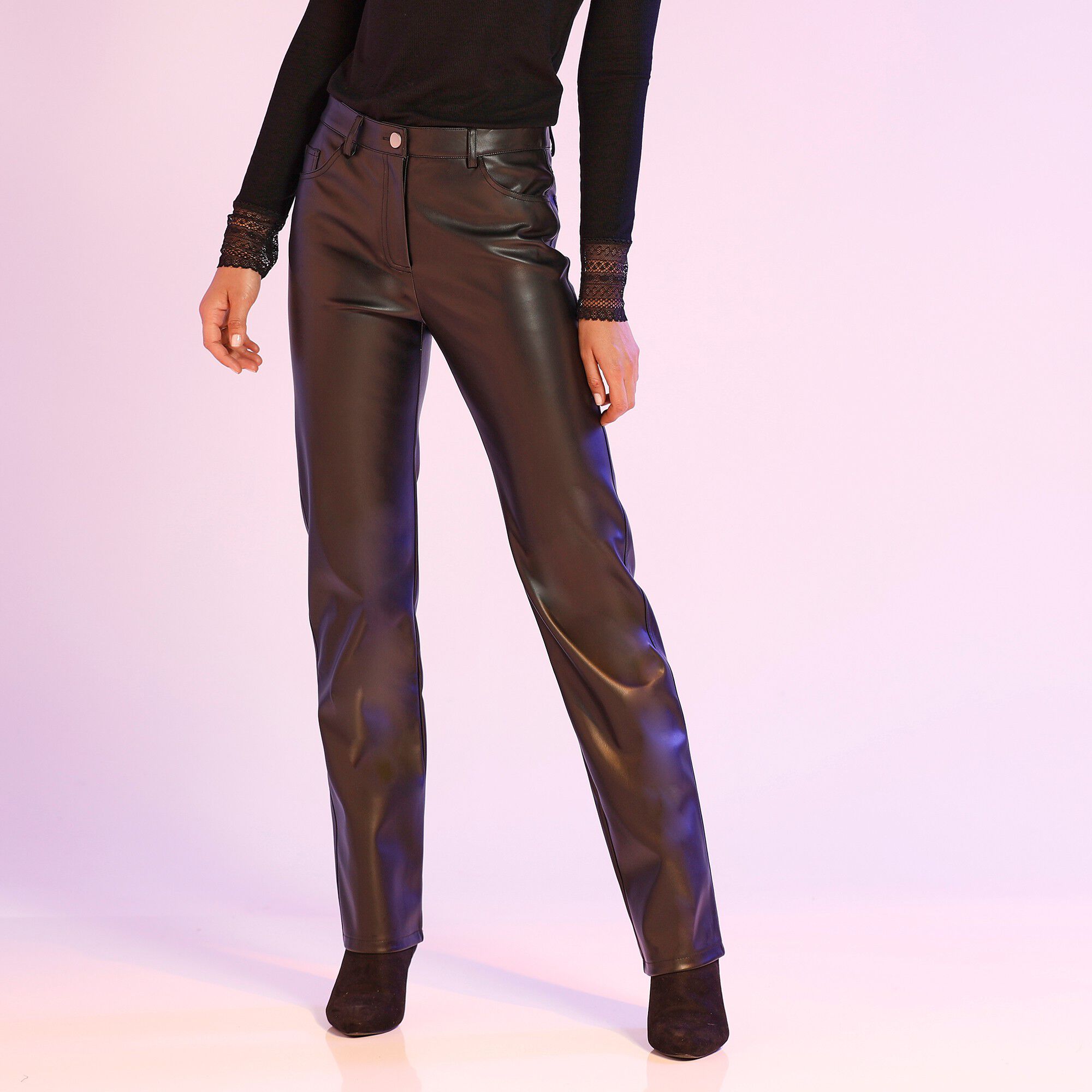 Pantalon vegan en faux cuir (1), coupe droite