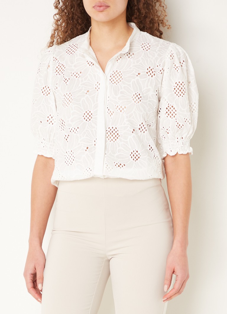 Bruuns Bazaar  Blouse van biologisch katoen met broderie en pofmouw