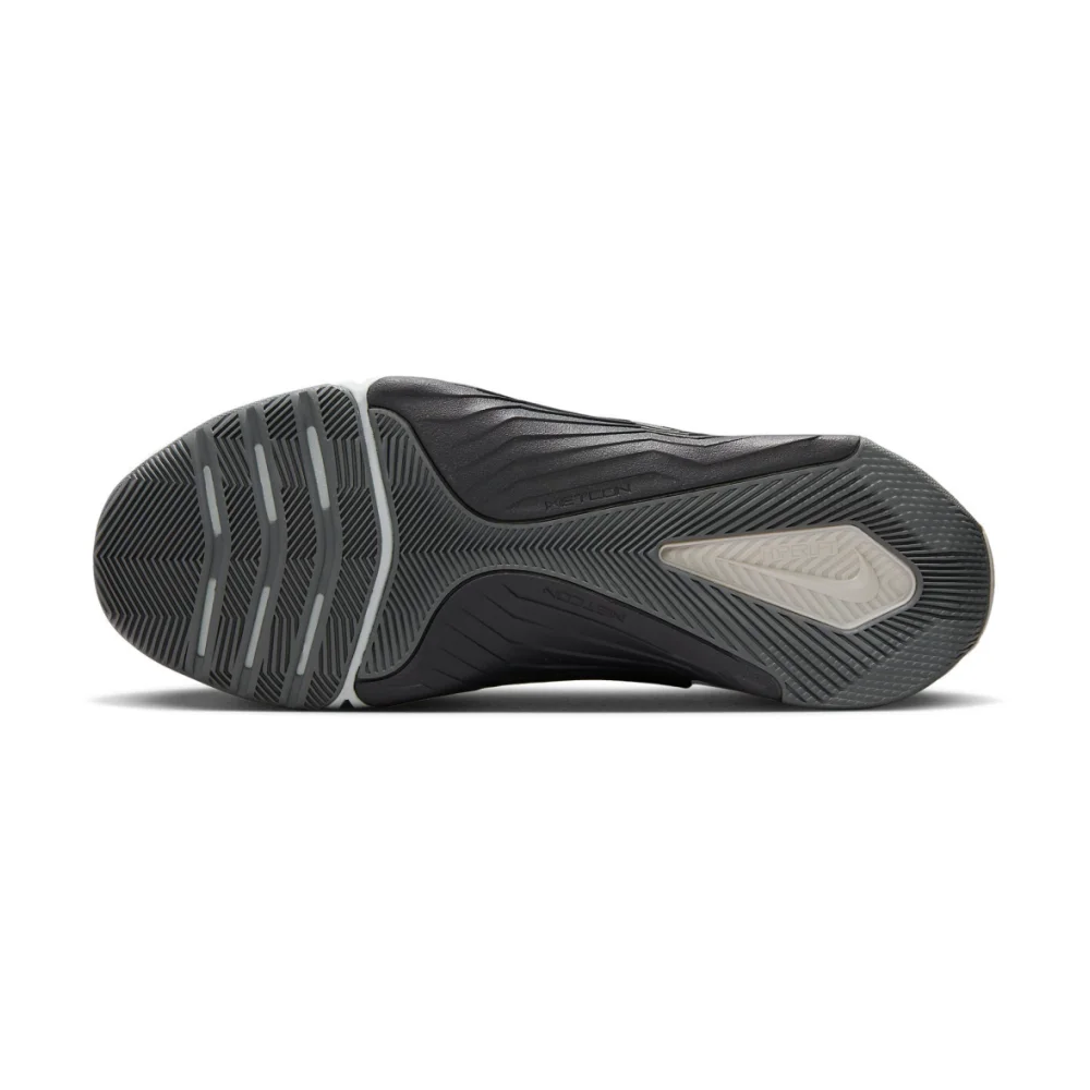 Nike Metcon 8 DO9328-004 / grau