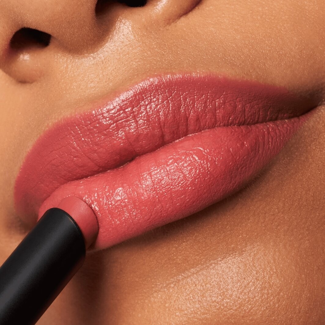 Essence The Slim Stick