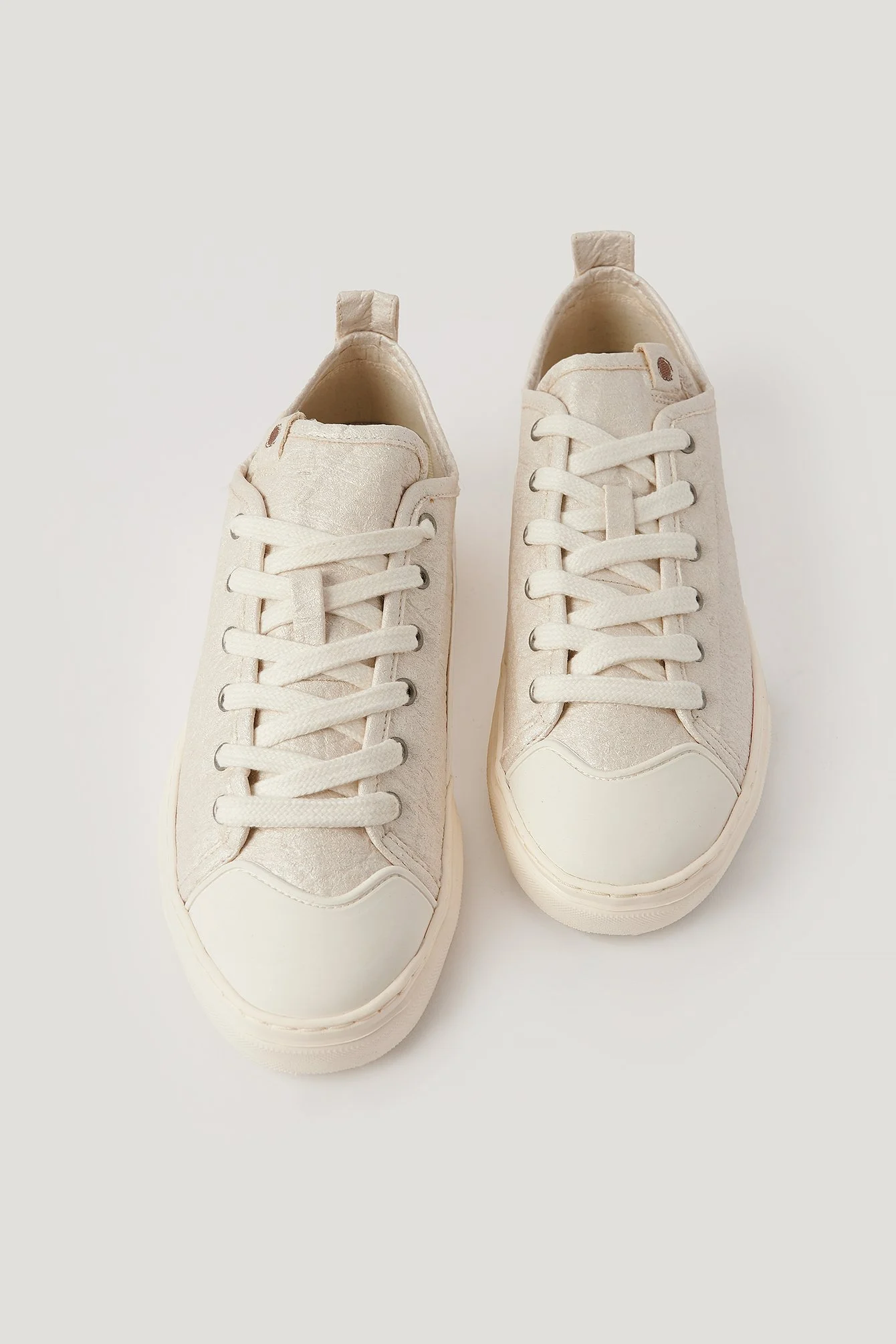 Klassische Sneakers