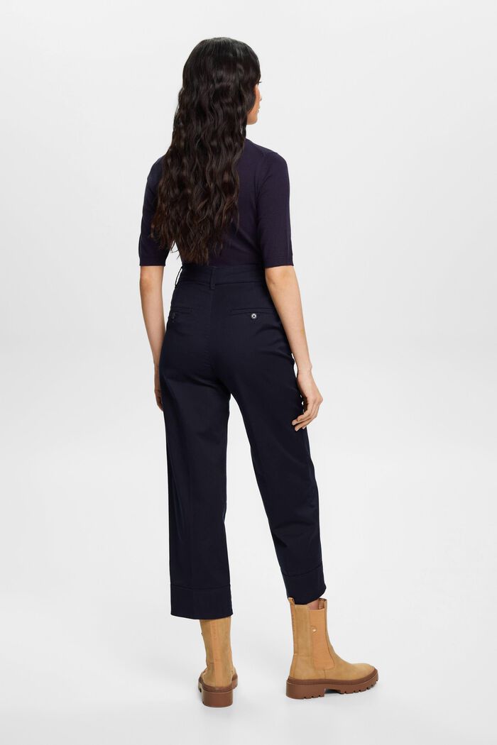 High-Rise-Chino mit geradem Bein