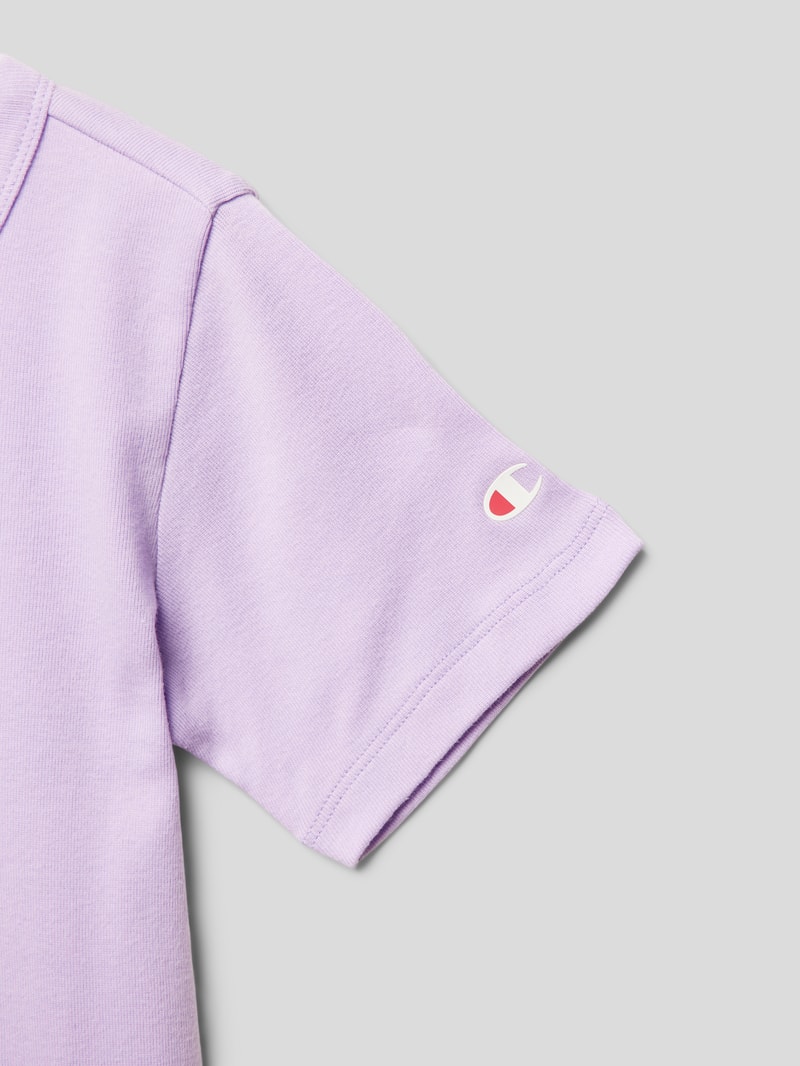 T-Shirt mit Label-Print in flieder
