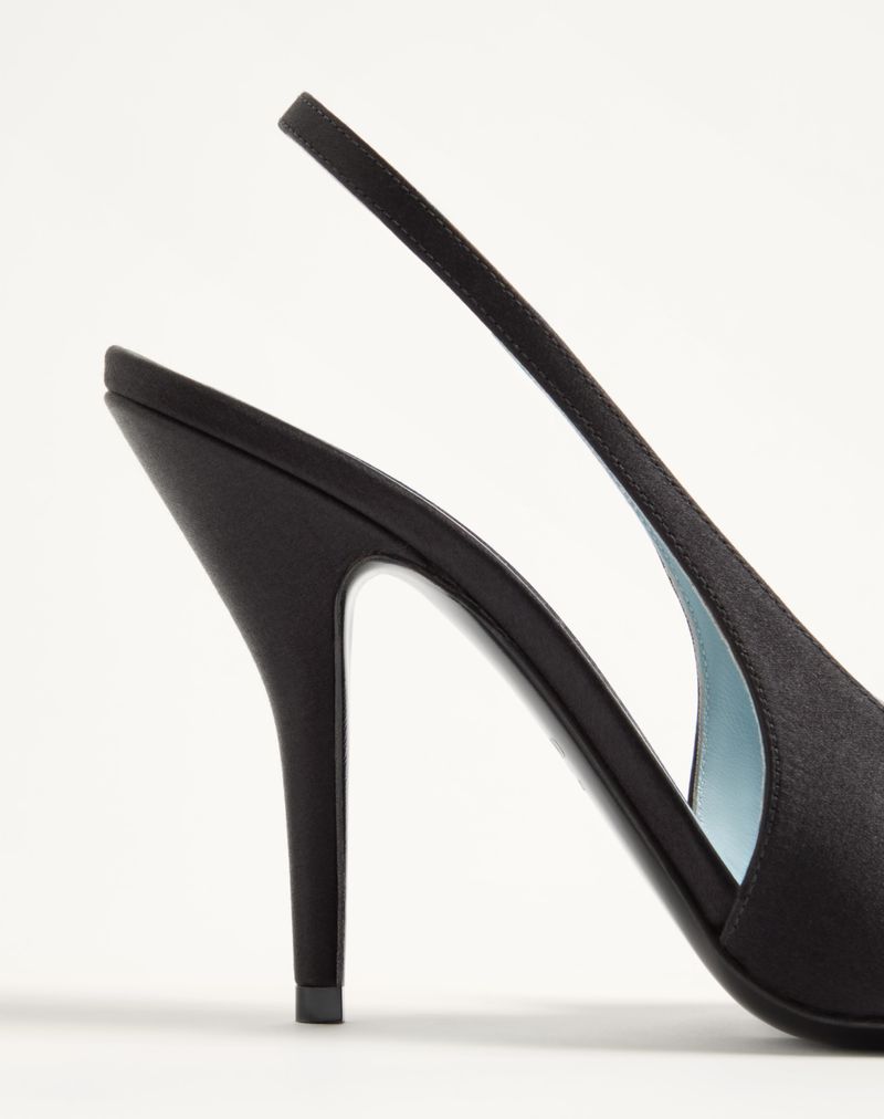 Coeur Royal Slingback Decote em Cetim 100mm
