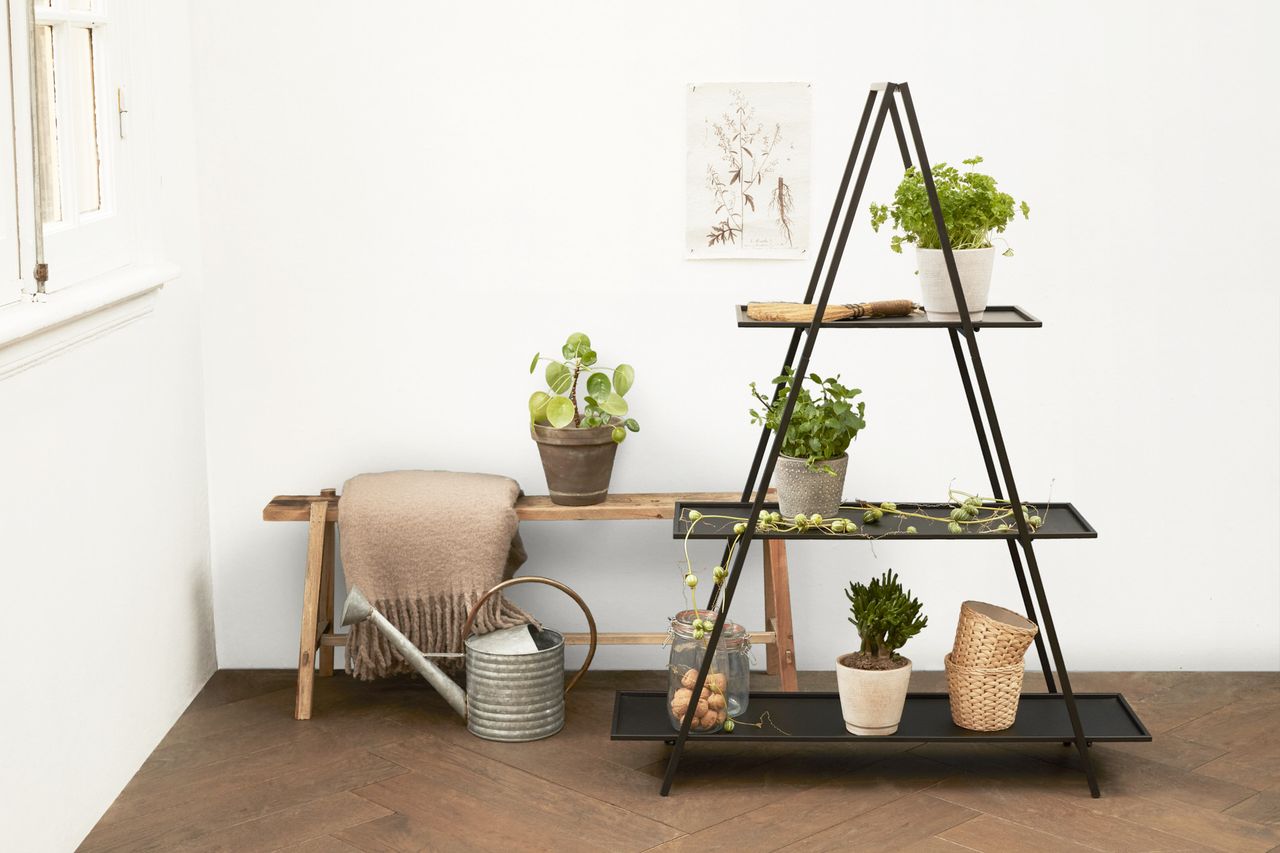 Lifa Living LIFA LIVING Pflanzenständer Jasmine, Schwarz, aus Metall, 106 cm