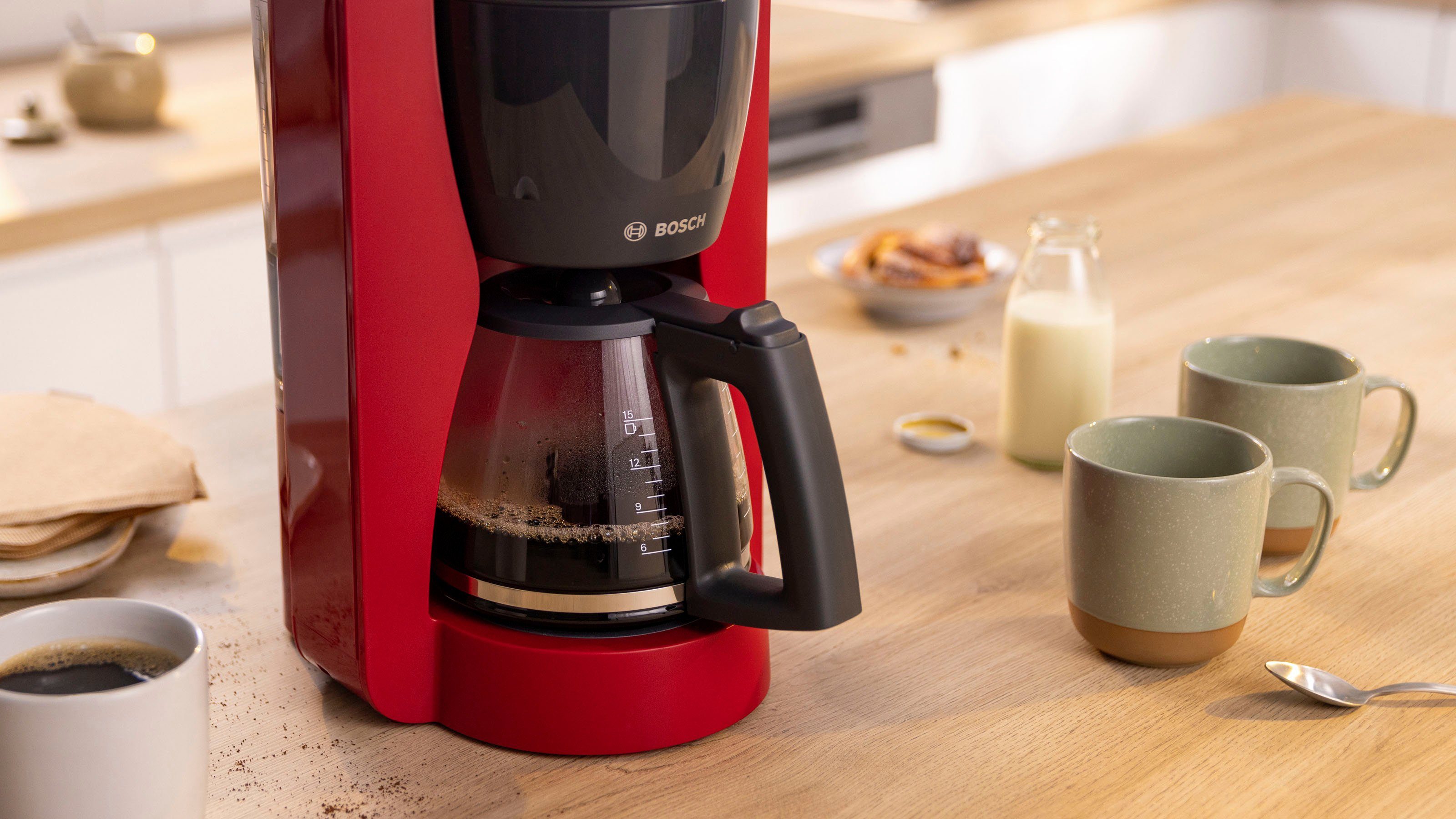 BOSCH Filterkaffeemaschine MyMoment TKA2M114, 1,25l Kaffeekanne, Papierfilter 1x4, für 10-15 Tassen, Glaskanne, 40min Warmhaltefunktion, 1200 W